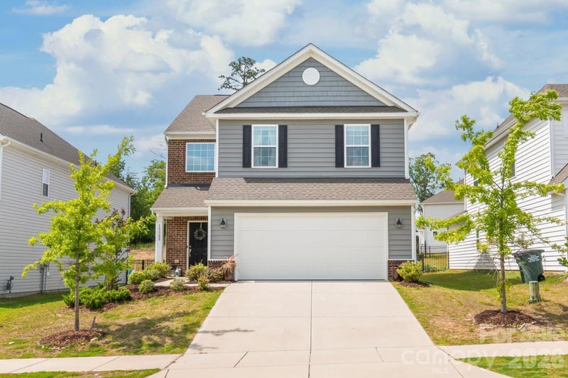15308 Lake Ridge Road, Charlotte, NC - 4 beds, 2.5 baths, 2,148 sqft - $455,000