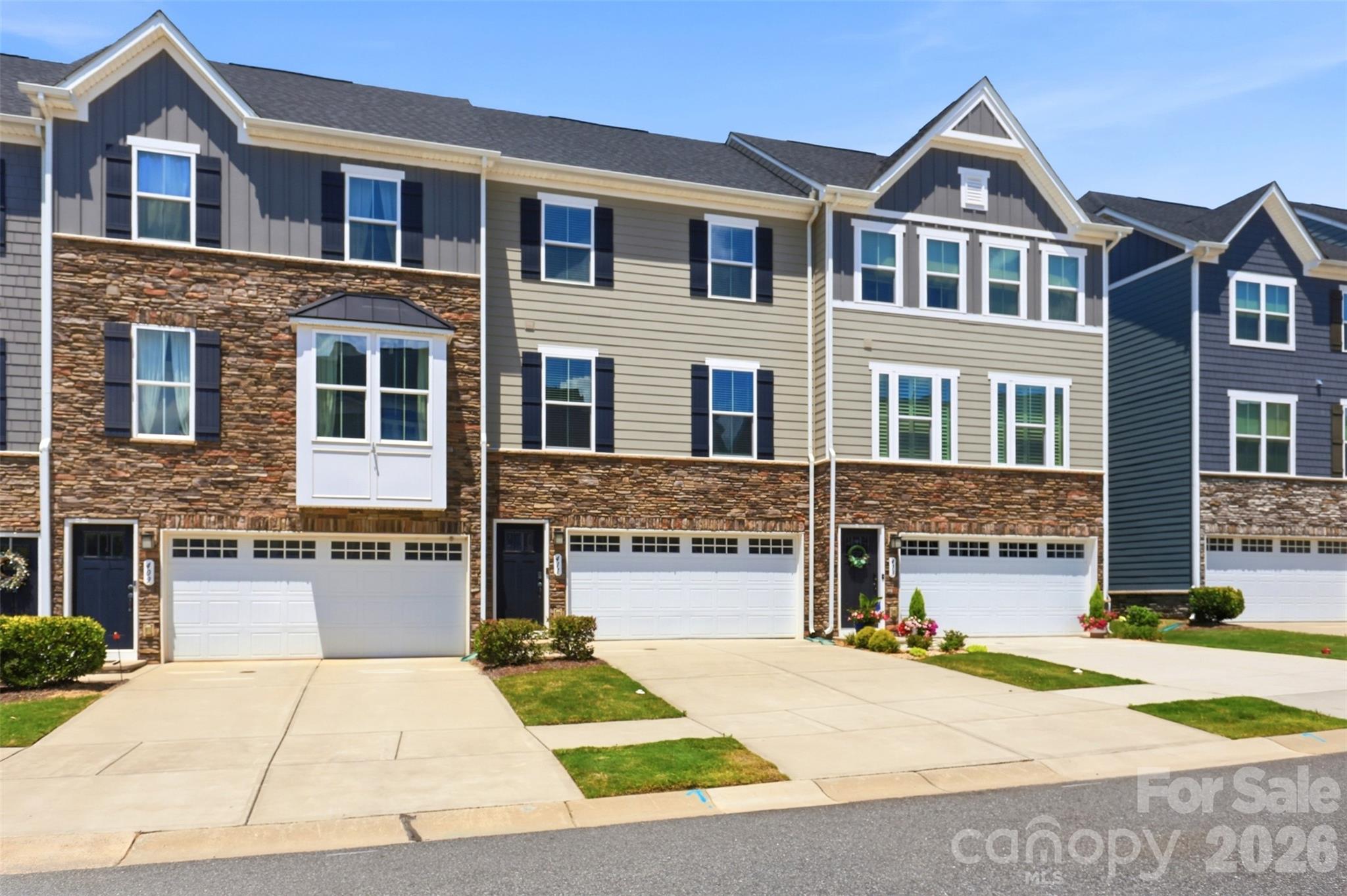 411 Lahinch Drive, Tega Cay, SC. property listing photo
