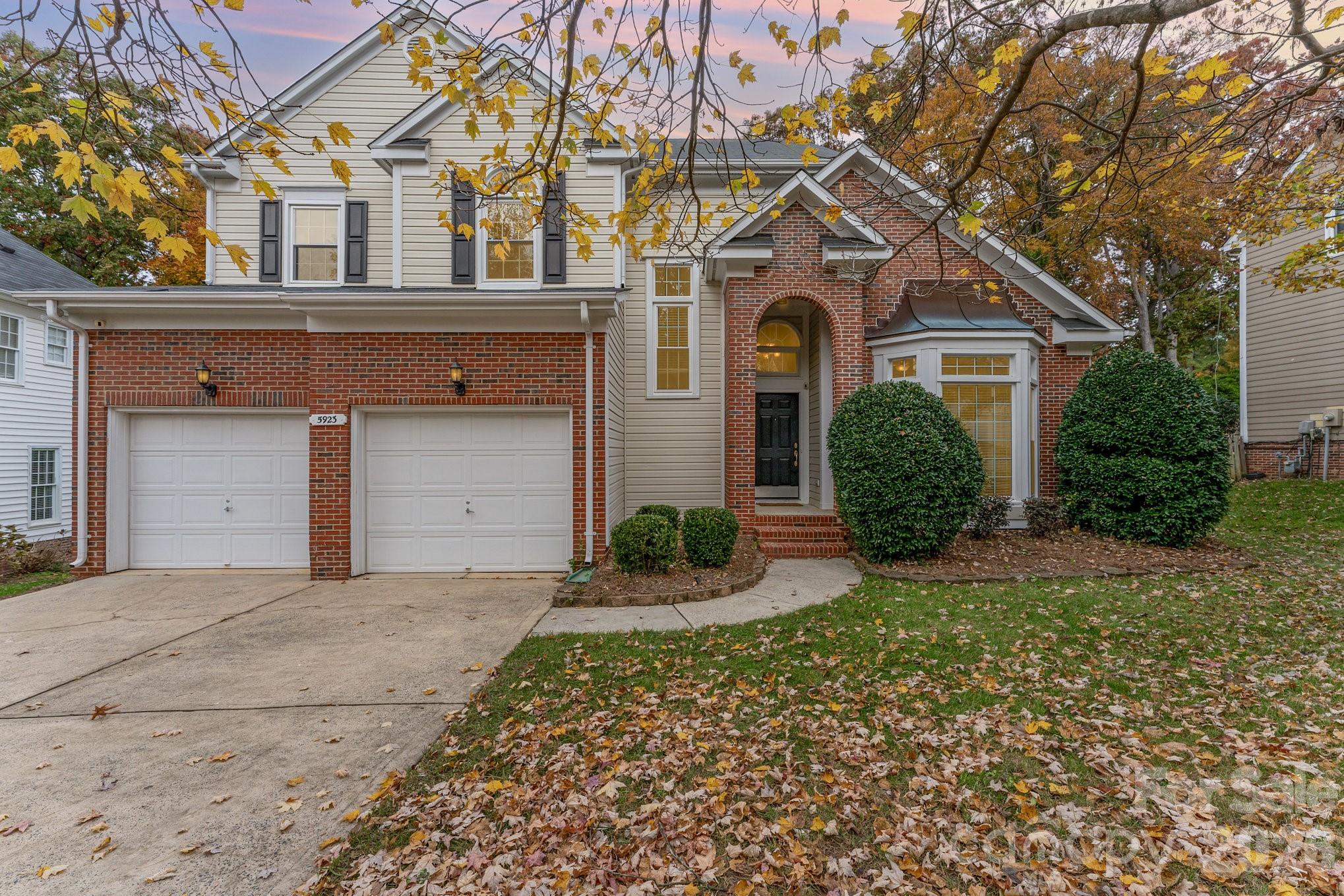 5923 Swanston Drive, Charlotte, NC. property listing photo