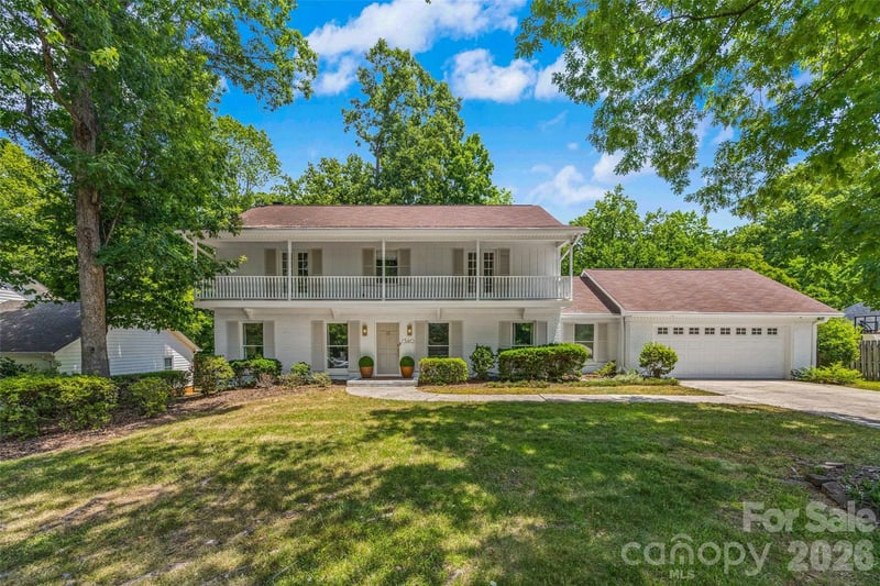 1340 Piccadilly Drive, Charlotte, NC - 4 beds, 2.5 baths, 2,685 sqft - $900,000