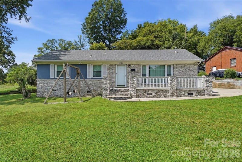 4324 Hidden Valley Road, Charlotte, NC - 3 beds, 1.5 baths, 1,150 sqft - $274,900
