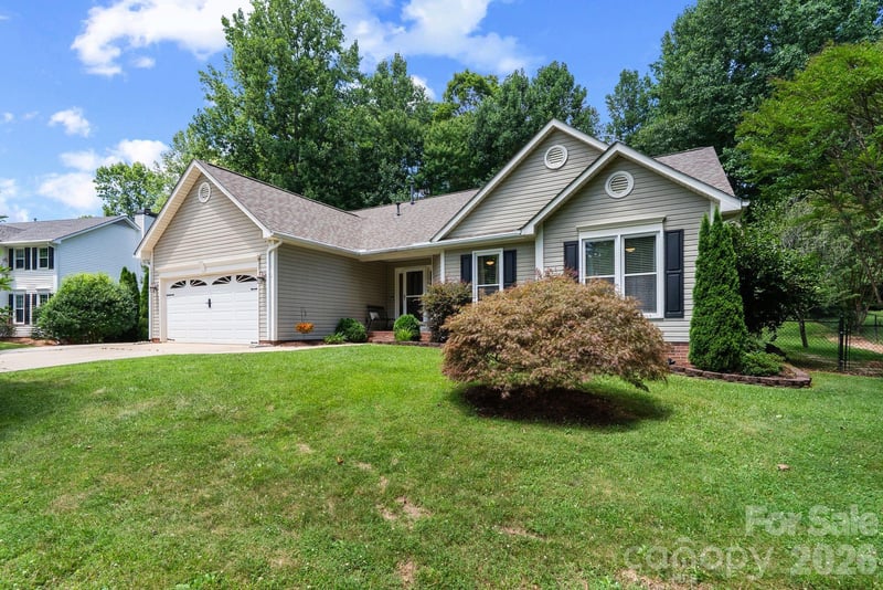 239 Windsor Forest Circle, Fletcher, NC - 3 beds, 2.5 baths, 2,183 sqft - $595,000