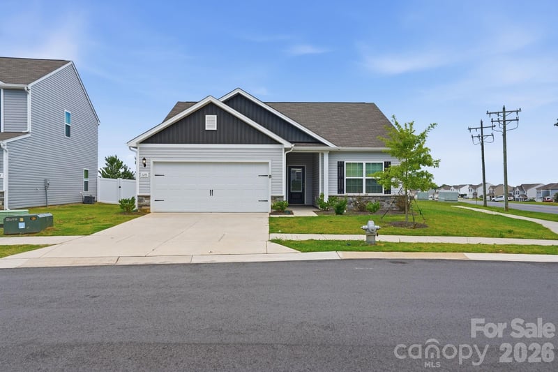 129 Lightning Drive, Shelby, NC - 3 beds, 2 baths, 1,253 sqft - $309,999