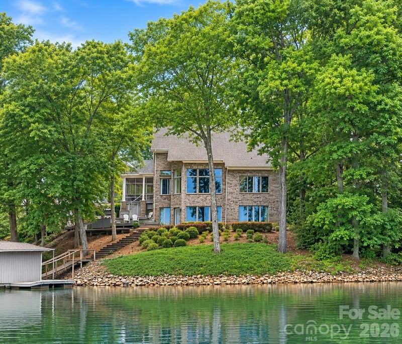 1075 Lakefront Woods Drive, Belmont, NC - 3 beds, 3.5 baths, 3,726 sqft - $1,325,000