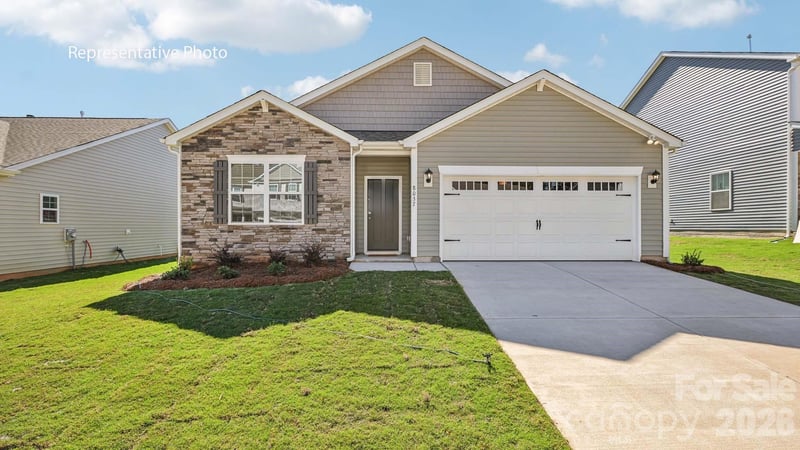 505 Blackpool Court, Monroe, NC - 4 beds, 2 baths, 1,764 sqft - $379,000