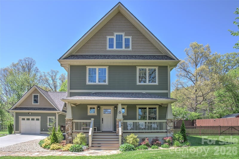 6 Hamlet Street, Black Mountain, NC - 5 beds, 3.5 baths, 2,576 sqft - $1,325,000