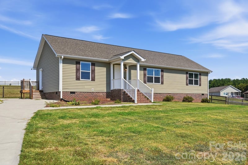 154 Back Acres Lane, Kannapolis, NC - 3 beds, 2 baths, 1,679 sqft - $369,900