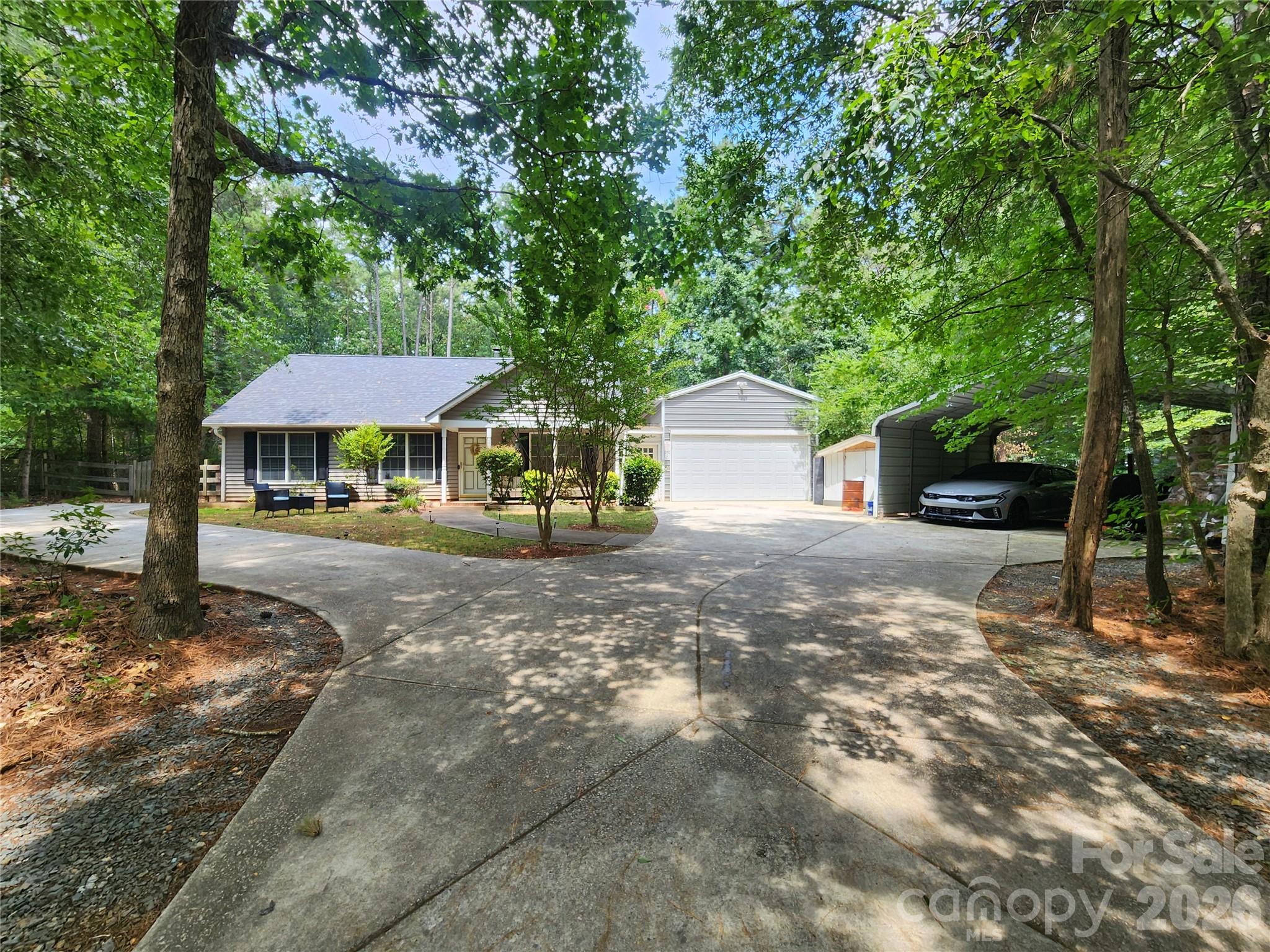 8003 Hope Lane, Waxhaw, NC. property listing photo