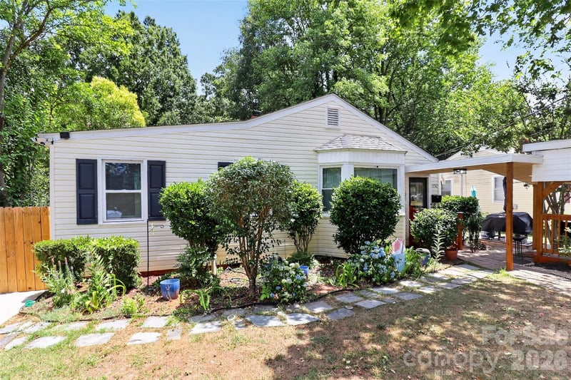 1336 Parkview Circle, Salisbury, NC - 3 beds, 1 bath, 1,079 sqft - $228,999