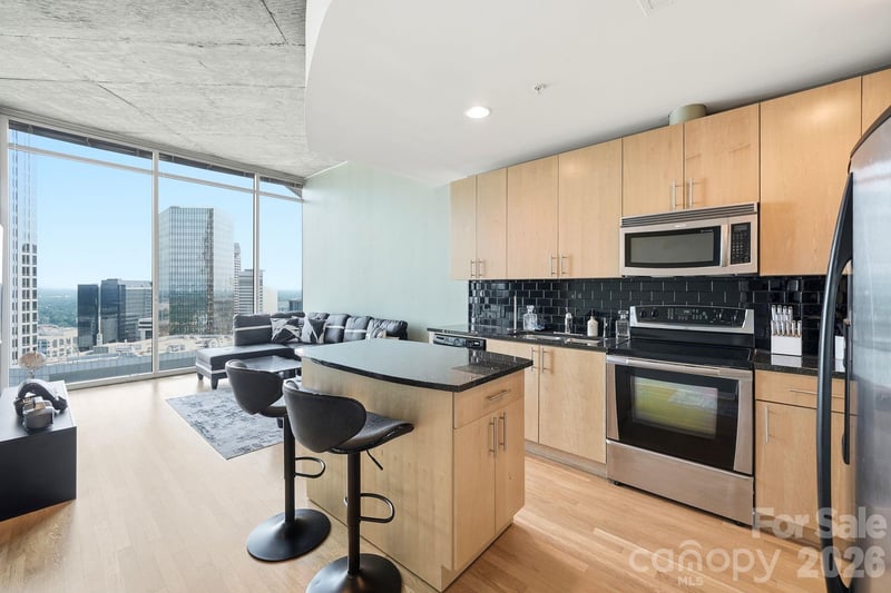 210 N Church Street Apt 3405, Charlotte, NC - 1 bed, 1 bath, 675 sqft - $365,000