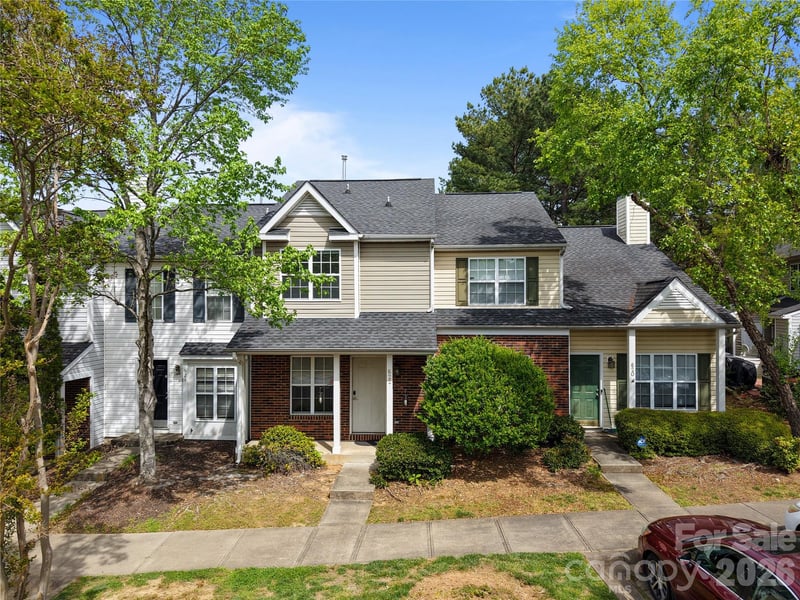 622 Emerald Cove Drive, Charlotte, NC - 2 beds, 2.5 baths, 1,096 sqft - $241,000