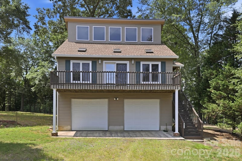 4076 Elks Park Road, Rock Hill, SC - 2 beds, 1.5 baths, 1,293 sqft - $429,000