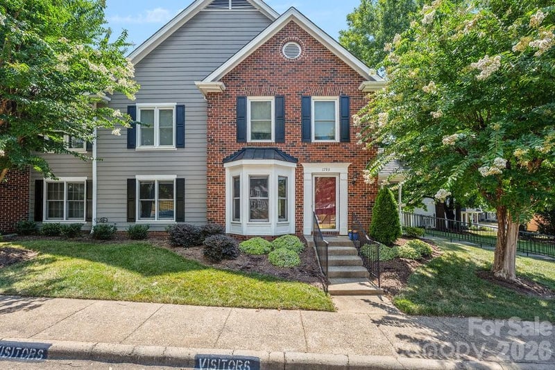 1793 Robinwood Road, Gastonia, NC - 2 beds, 2 baths, 1,293 sqft - $219,000