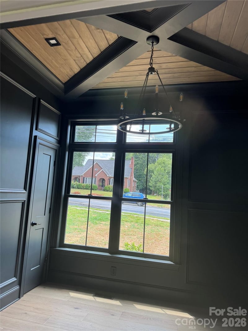 526 N Aspen Street, Lincolnton, NC - 3 beds, 2 baths, 1,853 sqft - $529,900