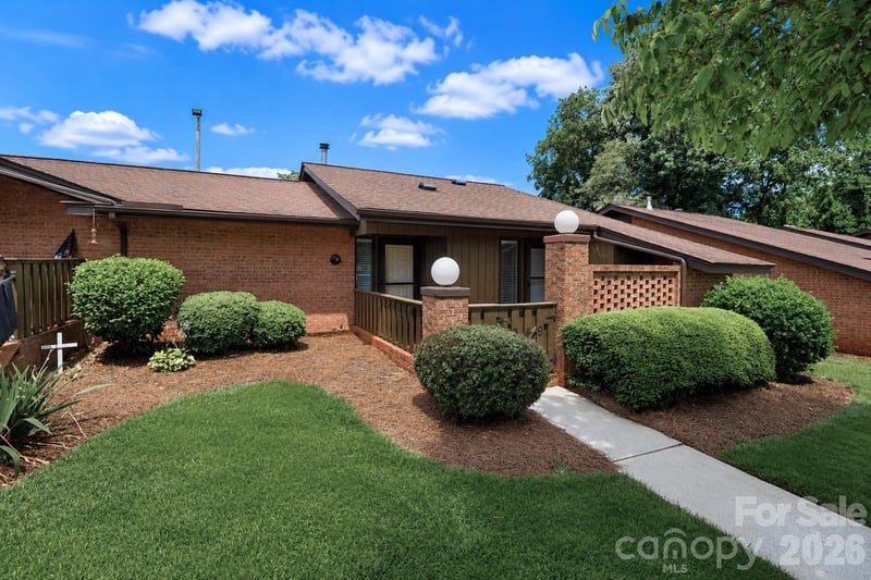 1349 Radio Road, Statesville, NC - 2 beds, 2 baths, 1,187 sqft - $295,000
