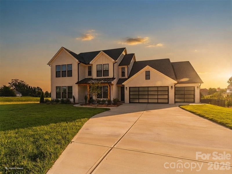 1065 Rolling Meadows Drive Apt 08, Mooresville, NC - 4 beds, 4 baths, 3,795 sqft - $975,000
