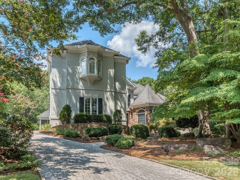 5904 Cabell View Court, Charlotte, NC - 4 beds, 3.5 baths, 4,080 sqft - $1,400,000