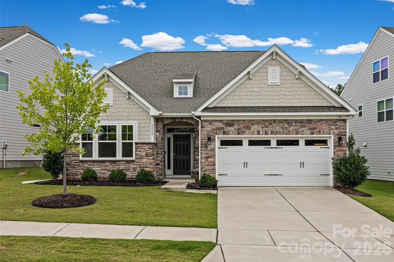 4048 Clapton Drive, Lancaster, SC - 3 beds, 3 baths, 2,646 sqft - $525,000
