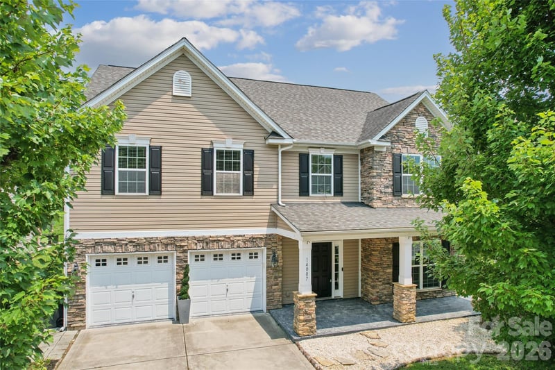 14007 Highland Meadow Road, Charlotte, NC - 4 beds, 2.5 baths, 2,928 sqft - $560,000