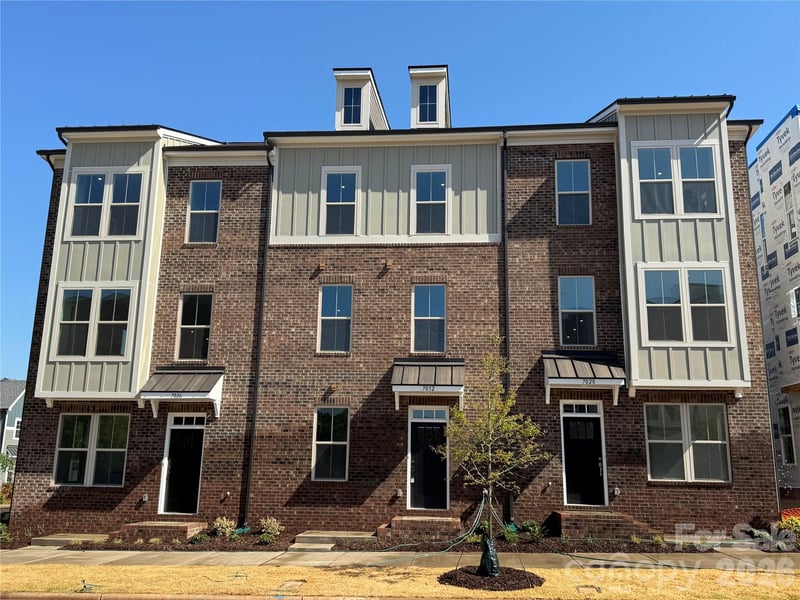 4101 Westbound Drive, Charlotte, NC - 3 beds, 3.5 baths, 1,906 sqft - $469,900