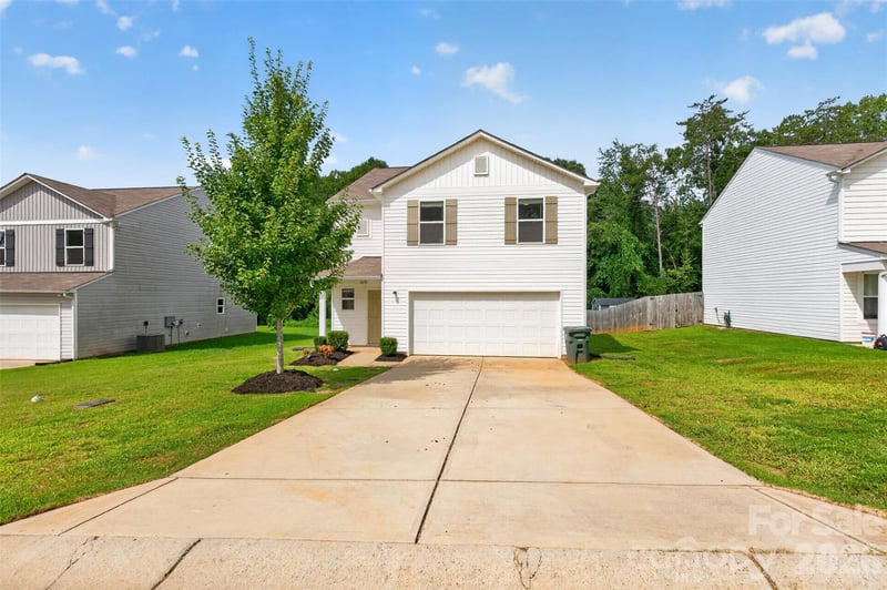 1475 Cannan Mountain Drive Apt 25, Newton, NC - 4 beds, 2.5 baths, 1,975 sqft - $269,900