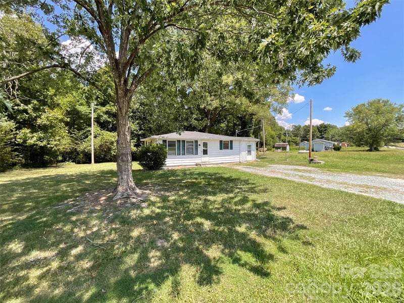 4210 Price Short Cut Road, Monroe, NC - 2 beds, 1 bath, 732 sqft - $215,000