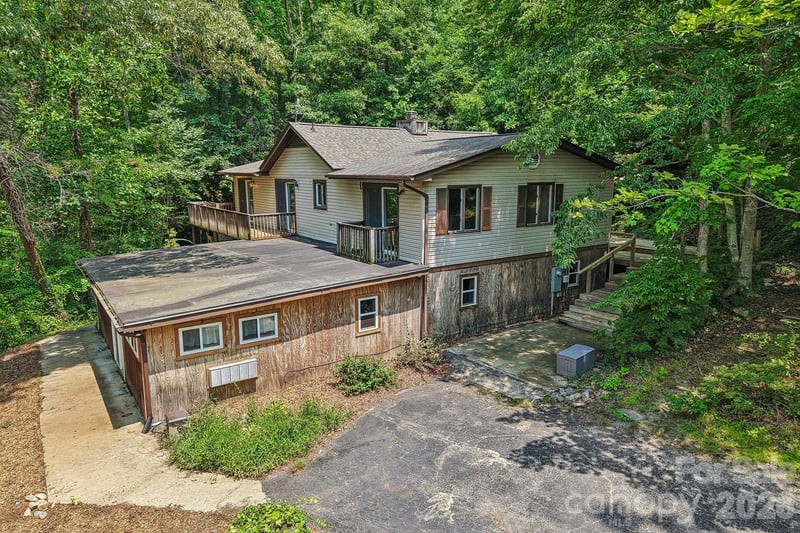 3 Frontier Court, Asheville, NC - 3 beds, 2 baths, 1,568 sqft - $575,000