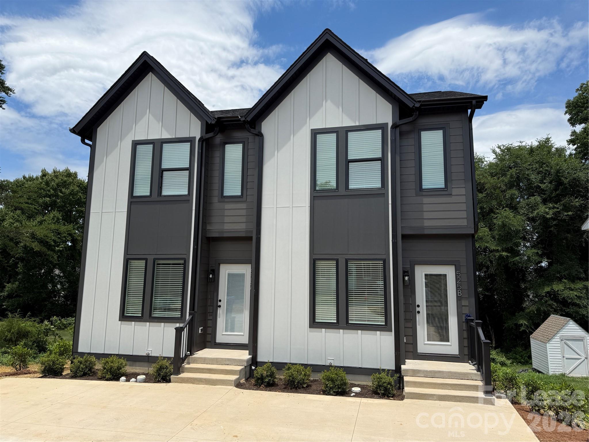 523 Dellwood Drive, Huntersville, NC. property listing photo