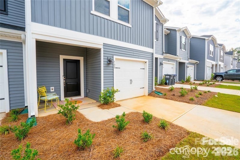 508 Tayberry Lane, Fort Mill, SC - 3 beds, 2.5 baths, 1,622 sqft - $342,000
