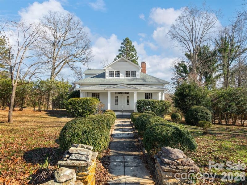 143 S Ridgecrest Avenue, Rutherfordton, NC - 4 beds, 3 baths, 2,832 sqft - $399,000