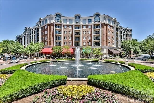 4620 Piedmont Row Drive W Apt 402, Charlotte, NC - 1 bed, 1 bath, 730 sqft - $269,500