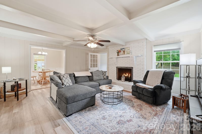 3107 Winston Drive NW, Concord, NC - 3 beds, 2 baths, 1,521 sqft - $324,000