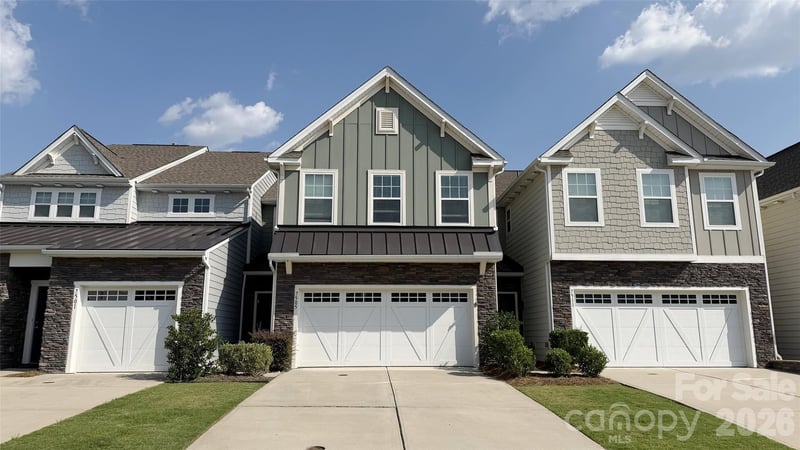 7505 Hartsfield Drive, Lancaster, SC - 3 beds, 2.5 baths, 2,137 sqft - $355,000