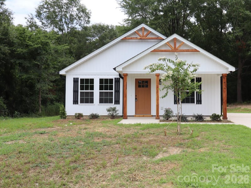 916 N Austin Road, Marshville, NC - 3 beds, 2 baths, 1,200 sqft - $289,900