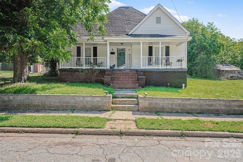 312 Vance Avenue, Salisbury, NC - 3 beds, 2 baths, 1,419 sqft - $210,000