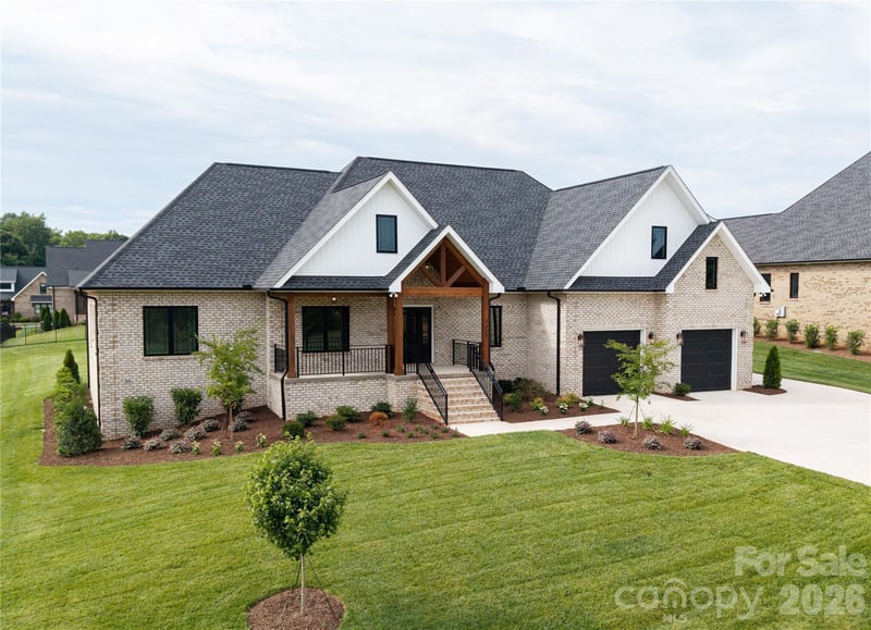 2927 Tavistock Lane, Lincolnton, NC - 3 beds, 2.5 baths, 2,900 sqft - $799,999
