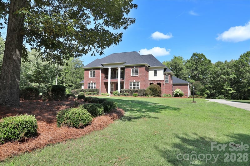 9620 Covey Trail, Indian Trail, NC - 4 beds, 5.5 baths, 4,405 sqft - $1,100,000