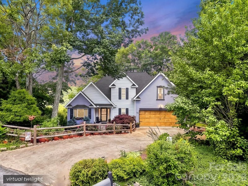 28 Secretariat Drive, Hendersonville, NC - 3 beds, 2.5 baths, 2,054 sqft - $650,000