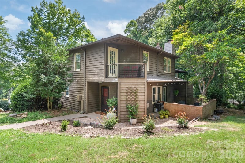 3538 Colony Crossing Drive, Charlotte, NC - 2 beds, 2.5 baths, 1,331 sqft - $325,000