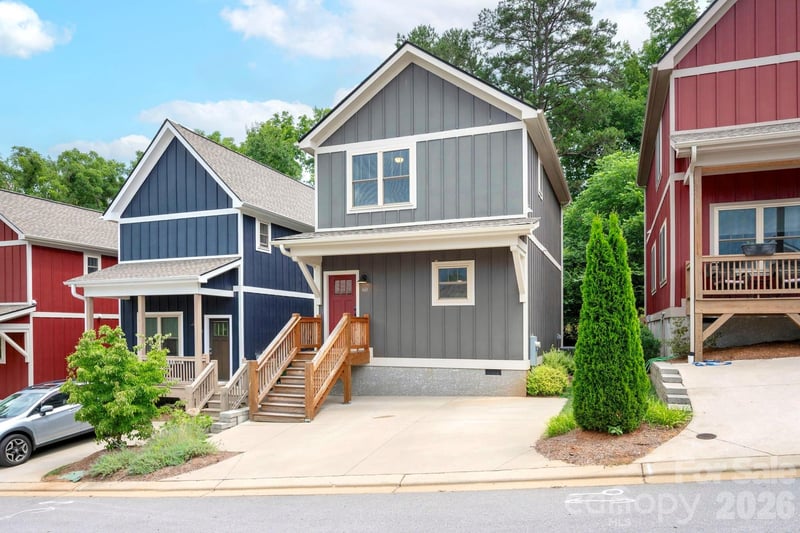 60 Wheeler Road, Weaverville, NC - 2 beds, 1.5 baths, 1,092 sqft - $329,000