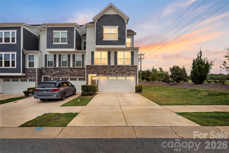 963 Portrush Lane, Tega Cay, SC - 4 beds, 3.5 baths, 2,228 sqft - $429,900