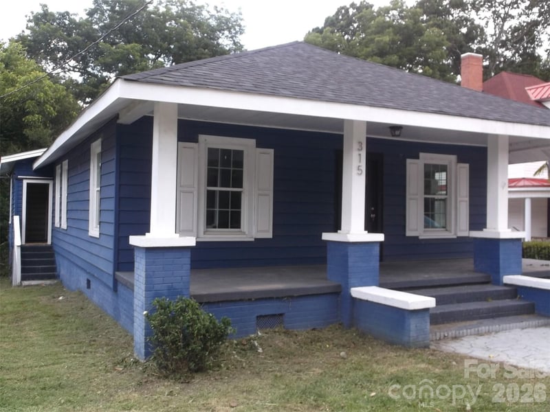 315 N Elm Street, Marshville, NC - 3 beds, 2 baths, 1,410 sqft - $179,900