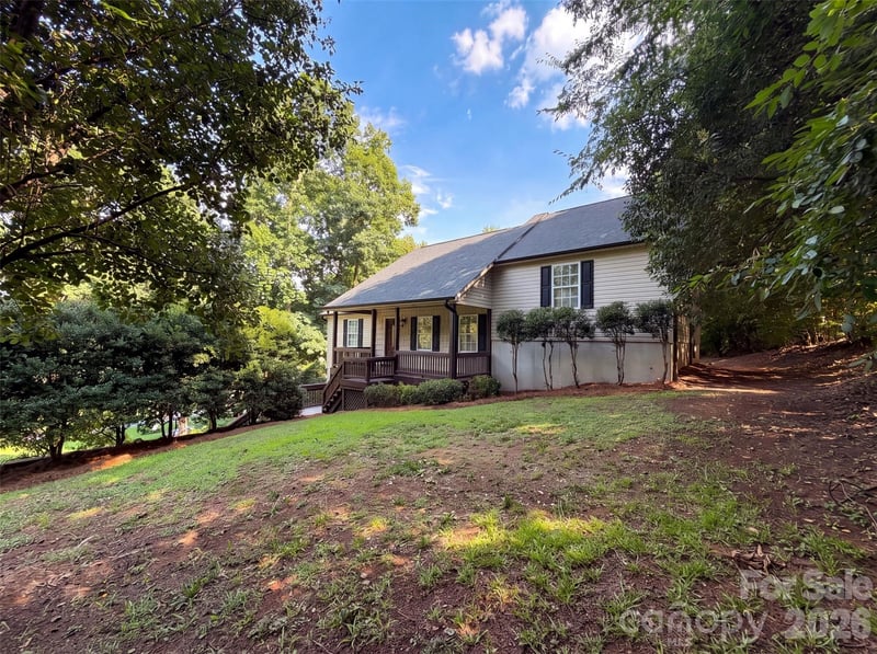 930 Marshall Drive, Concord, NC - 3 beds, 3.5 baths, 2,196 sqft - $422,000