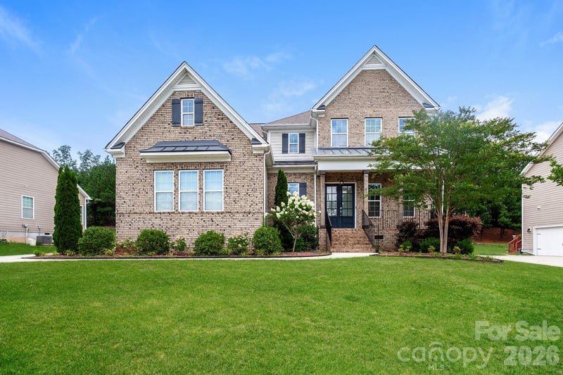 205 N Centurion Lane, Mount Holly, NC - 4 beds, 3.5 baths, 3,484 sqft - $715,000
