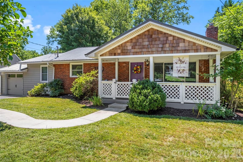 159 New Haw Creek Road, Asheville, NC - 3 beds, 2 baths, 1,882 sqft - $450,000