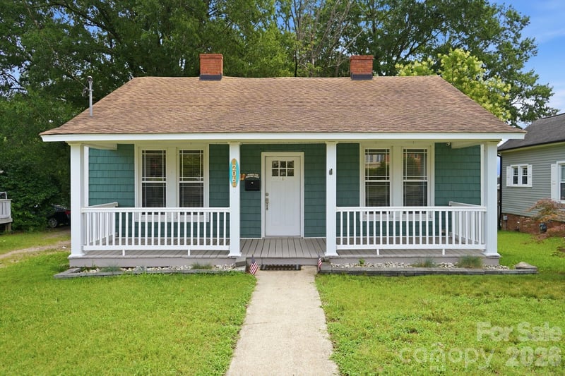 206 N Ridge Avenue, Kannapolis, NC - 4 beds, 2 baths, 1,657 sqft - $315,000