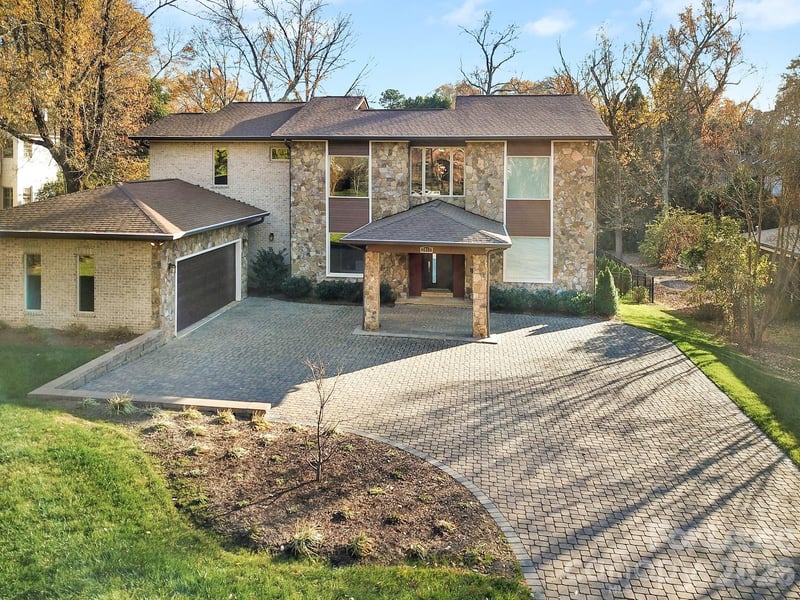 2011 Sharon Avenue, Charlotte, NC - 4 beds, 4.5 baths, 4,235 sqft - $11,000