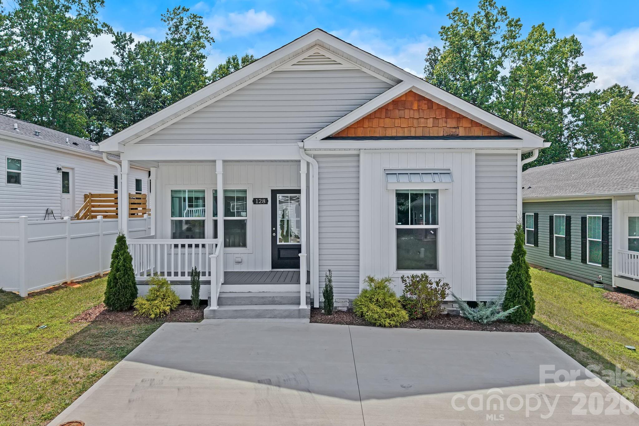 128 Bellamy Road, Asheville, NC. property listing photo