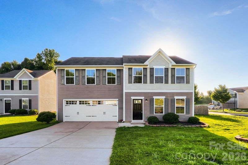 2394 Everton Circle SE, Concord, NC - 4 beds, 2.5 baths, 1,900 sqft - $375,000