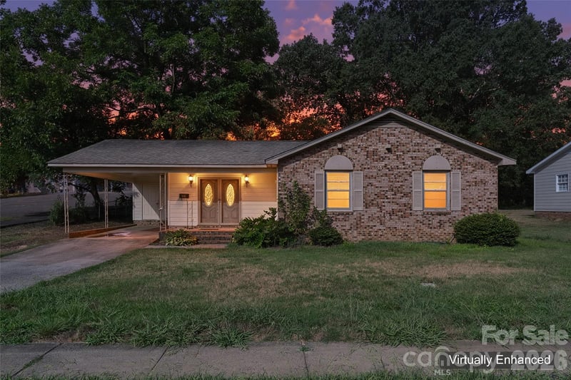 901 Kennedy Street, Monroe, NC - 3 beds, 1.5 baths, 1,375 sqft - $275,000